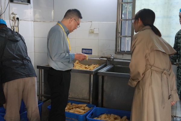 图片 1.jpg 图片 1.jpg